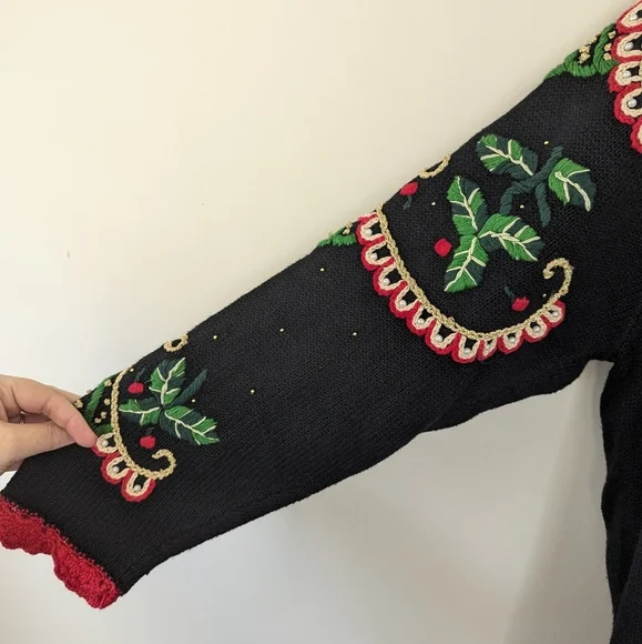 Vintage 90s Ugly‎ Christmas Embroidered Holly Sweater 3D - Picture 4 of 14